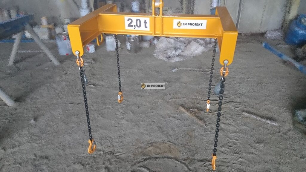 Trawersa H z czterema łańcuchami i hakami 2 t
