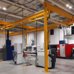 Suwnice podwieszane do obsługi centrów CNC w hali